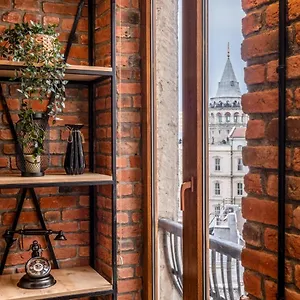  Apartment Flat With Galata Tower View Near Sishane Metro